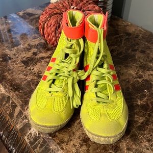 Youth Size 3 Wrestling Shoes